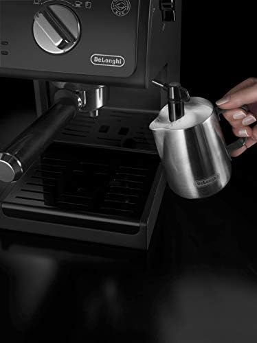 De'Longhi Machine à expresso ECP 31.21 | Porte-filtre avec finition aluminium | Buse de mousse de lait | 1 ou 2 tasses Espresso | Convient également pour les dosettes | Noir