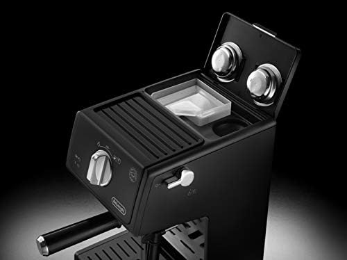 De'Longhi Machine à expresso ECP 31.21 | Porte-filtre avec finition aluminium | Buse de mousse de lait | 1 ou 2 tasses Espresso | Convient également pour les dosettes | Noir